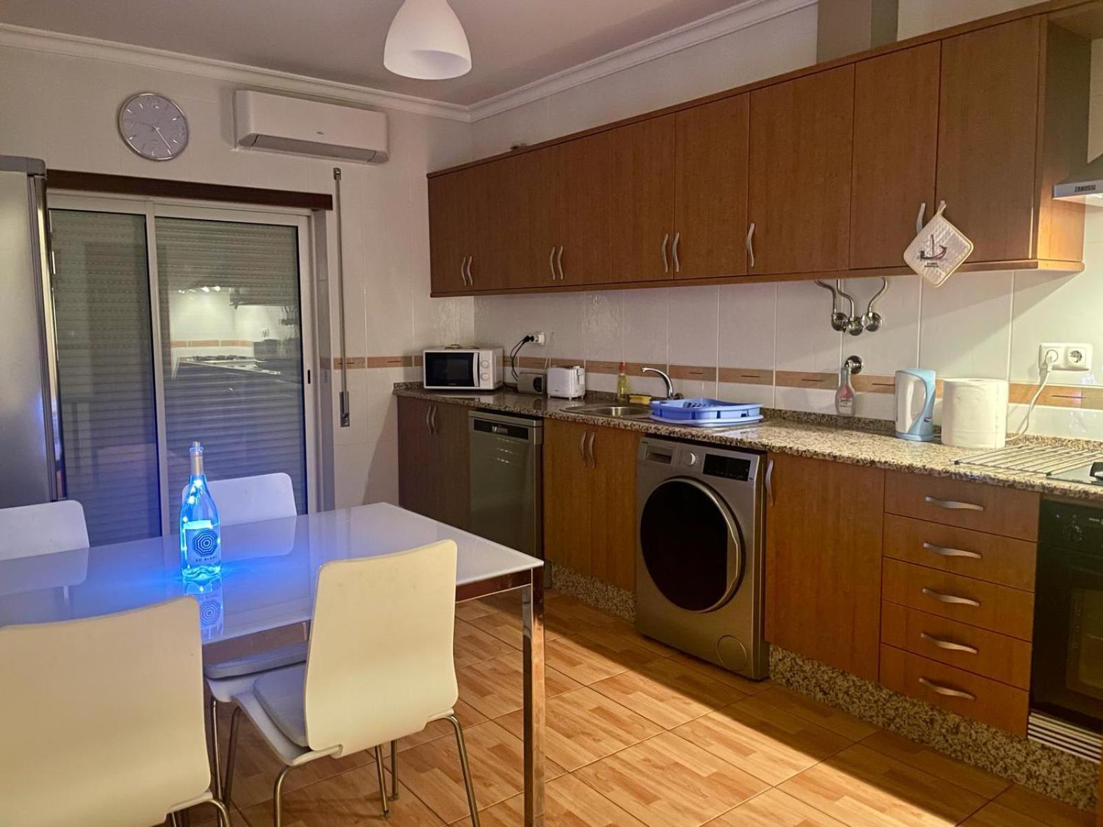 Paradise Found - Stunning 3 Bedroom Apartment In Vila Real De Santo Antonio Luaran gambar